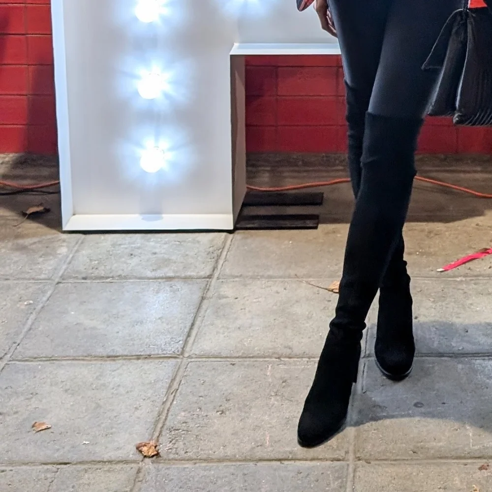 Over The Knee - Stuart Weitzman Tiplands - Picture 2 of 5